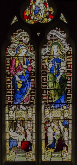 베타니아의 성녀 마르타와 성녀 마리아_by Burlison & Grylls_photo by Jules & Jenny_in the church of St Germain in Scothern_England.jpg